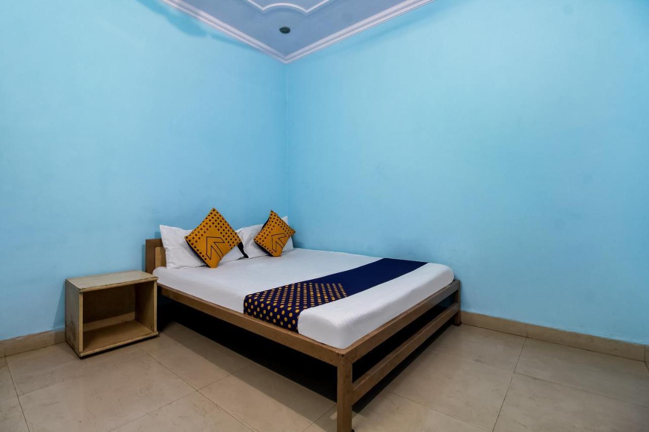 Spot On 40972 Hotel Gurubaksh Rāmpur Dış mekan fotoğraf