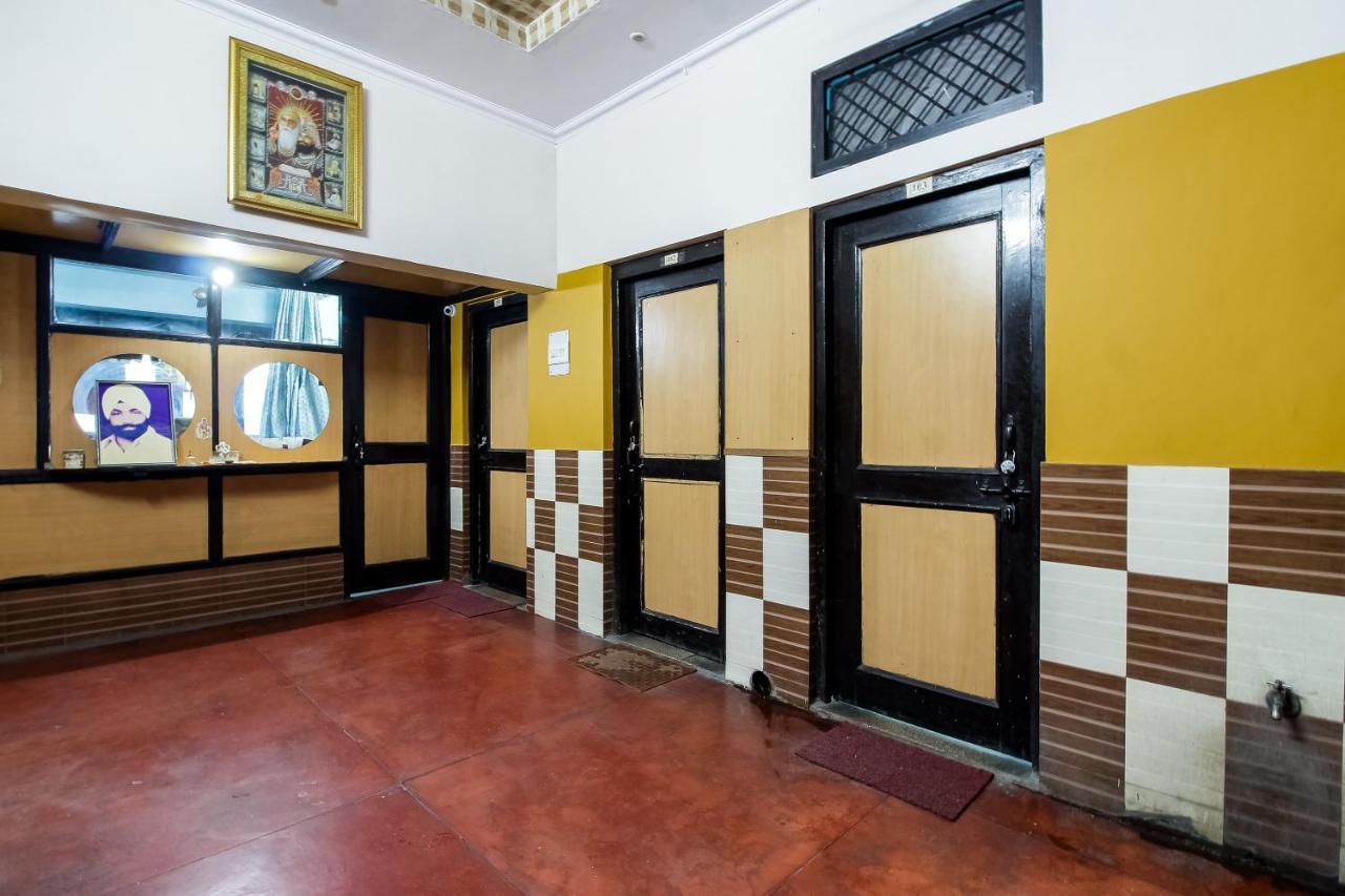 Spot On 40972 Hotel Gurubaksh Rāmpur Dış mekan fotoğraf